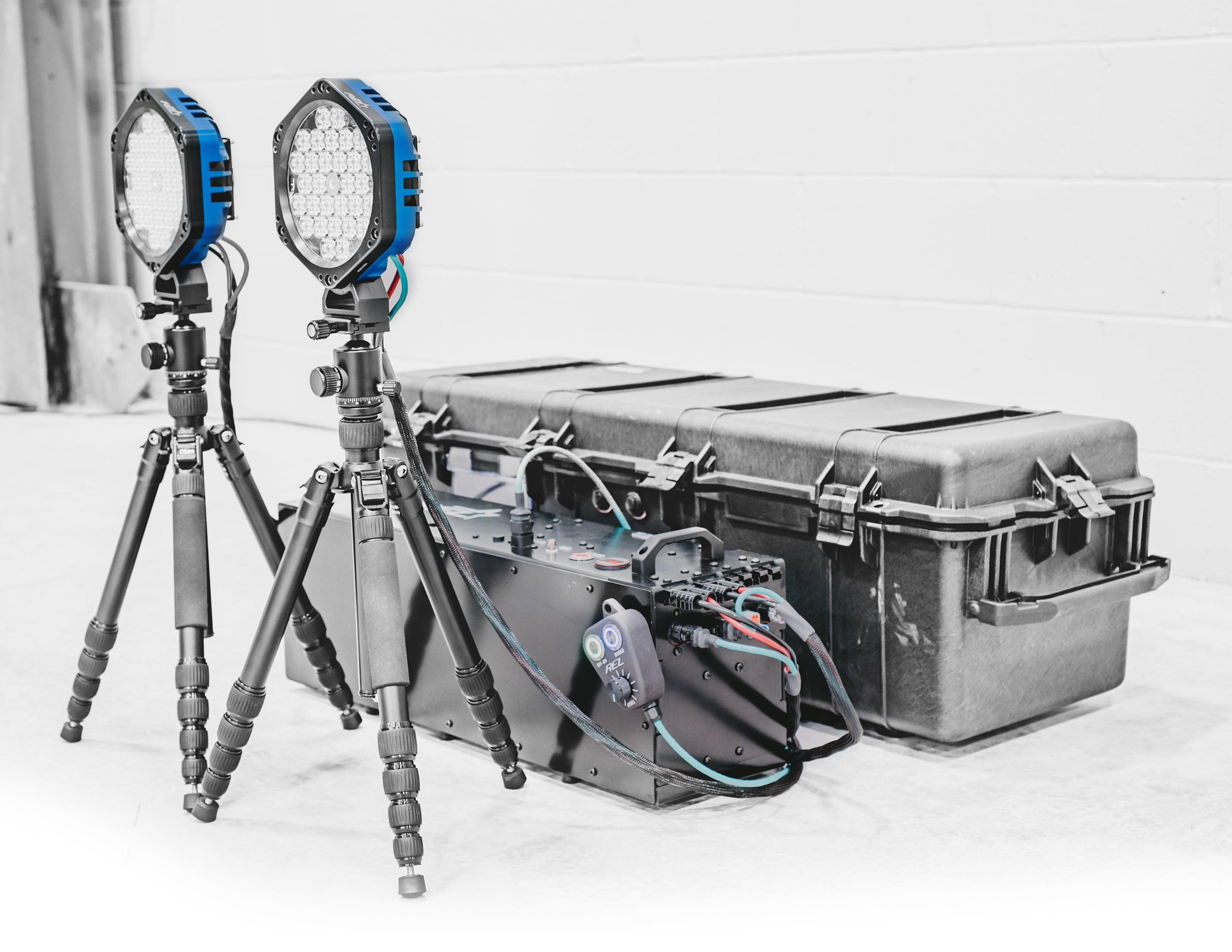 WS3-PS4-K2 (WS3 - 2- 7.5" Hexagon Light Kit w/PS4)