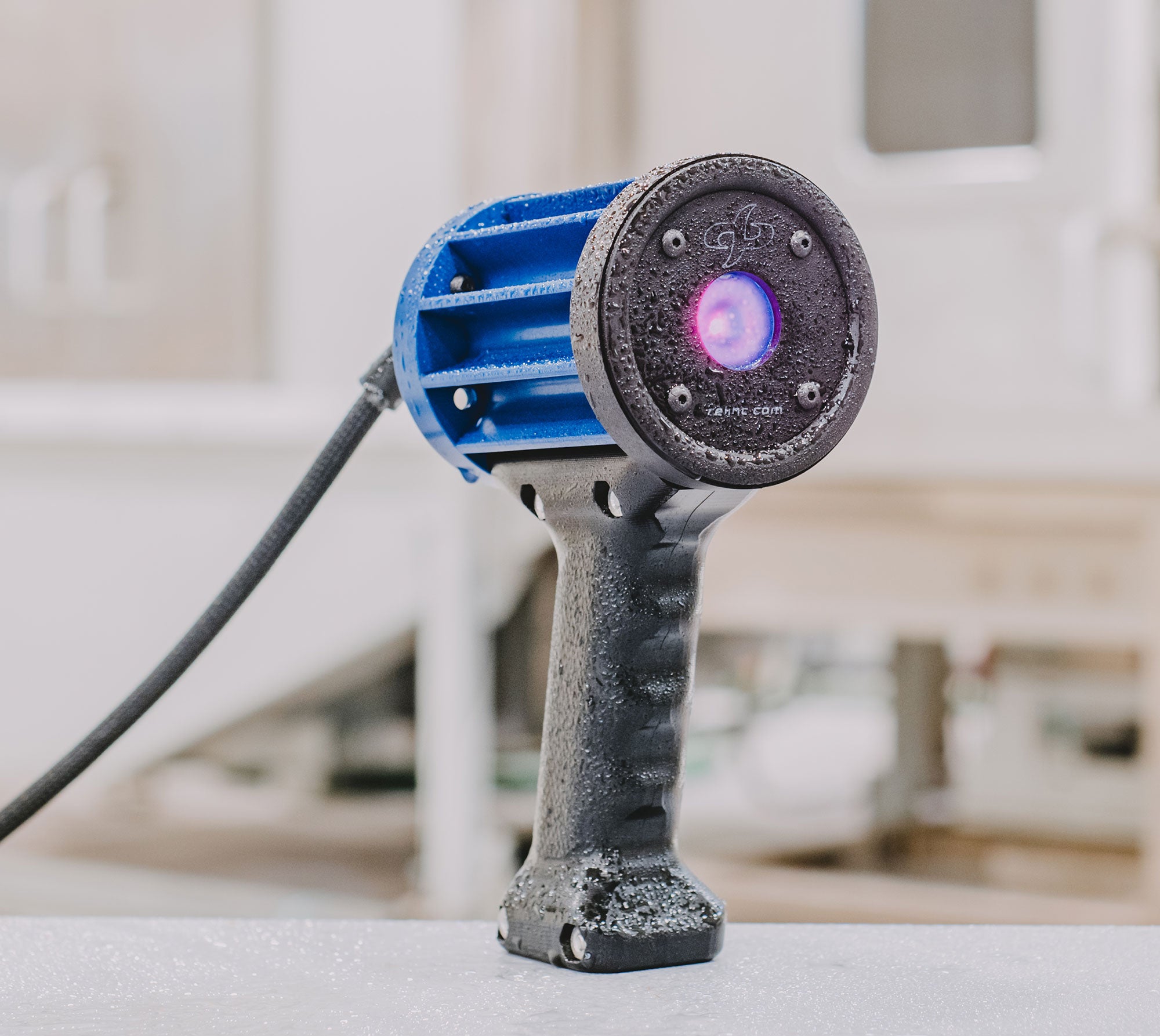 C4 Magnum LED UV-A Lamp (UV-2000)